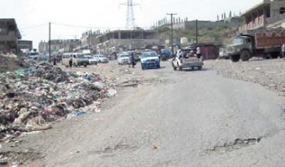 مواطنون يشكون كثرة التقطعات على طريق معبر ـ باجل.. في ظل تقاعس الأجهزة المحلية والأمنية