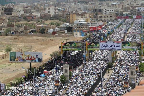 شاهد صور الحشود من شارع الستين، دعماً للإصطفاف الوطني