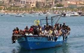 شرطة ذباب تحتجز قارب تهريب أفارقه وتعثر على جثتي شخصين أثيوبيين 