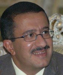 وزير الإعلام يدعوا الحكومة على الاستقالة ويدعو الحوثيين إلى عدم الانجرار وراء أهداف «النظام السابق»