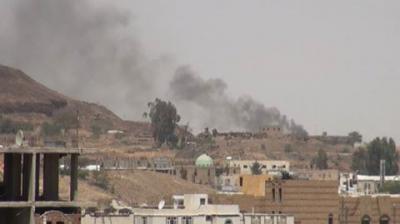 انفجارات شديدة في شارع الخمسين بصنعاء