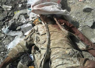 جماعة الحوثي تعدم 200 جندي من جنود الفرقة بالرصاص وشنقهم ورمي جثثهم