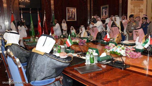 دول الخليج تحذر: لن نقف مكتوفي الأيدي في اليمن (فيديو)