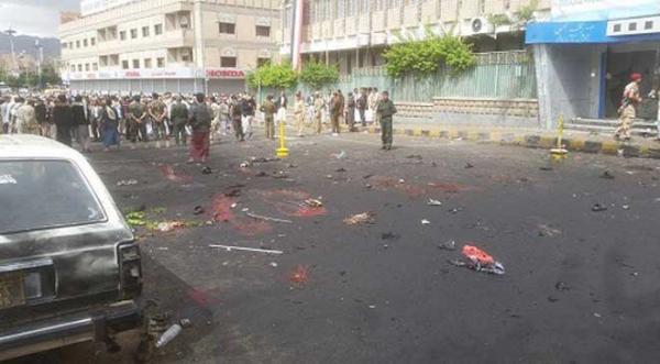 فيديو للتفجير الانتحاري بالتحرير بالعاصمة صنعاء ويظهر صورة للانتحاري 