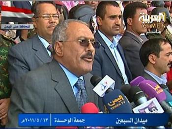 180 الف من القبائل الموالية لحماية المؤسسات الحكومية .. والرئيس يؤكد مواجهة التحدي بالتحدي