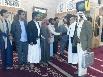 أحد أحفاد الإمام يحيى حميد الدين يعود من المنفى الى صنعاء (فيديو)