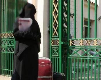 الأزهر يسمح بارتداء النقاب في الامتحانات 