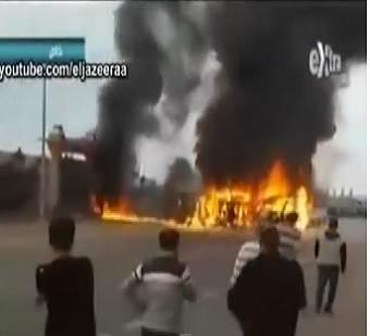 مصر.. فيديو.. لحظة احتراق أتوبيس مدرسة بالبحيرة وتفحم 18 طالبًا