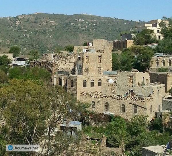 وساطة تفضي إلى إنهاء الحصار على أحد المنازل بقرية المحدادة عزلة خولان العدين بمحافظة إب (تفاصيل)