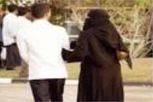 فتاة تفر مع عشيقها، وشيخ قبلي يخطف أخرى ويزوجها بالقوة