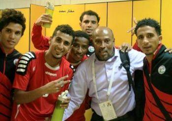 فيديو الضربة التي كادت أن تودي بحياة اللاعب اليمني محمد بقشان