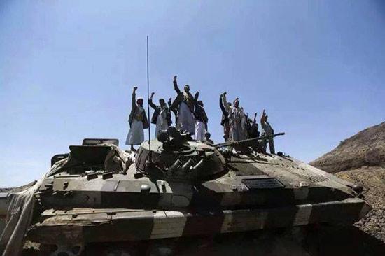 رويترز: السعودية تعلق مساعداتها لليمن بعد سيطرة الحوثيين