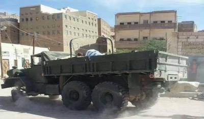 مسلحون في مودية يختطفون "5" جنود وعربات عسكرية للمطالبة بالإفراج عن سجين