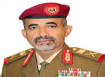 وزير الدفاع يوجه دعوة لمنتسبي القوات المسلحة 