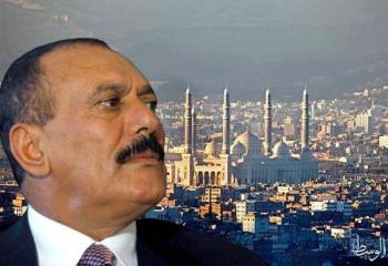 الرئيس صالح يعالج بالمستشفي العسكري .. ونقل رئيس الوزراء ومسئولين للسعودية للعلاج ومسئول بريطاني: "اليوم هو تصعيد خطير للغاية من العنف في اليمن"