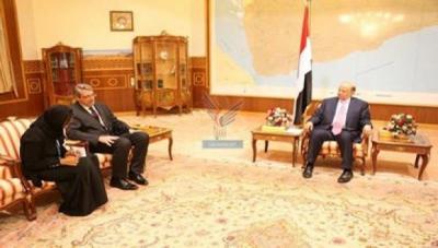 مؤشرات أزمة حادة بين هادي والمملكة وتلميحات الى الدولة المصدرة للارهاب