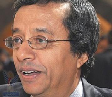 الحوثي يضع وزير الشؤون القانونية تحت الإقامة الجبرية