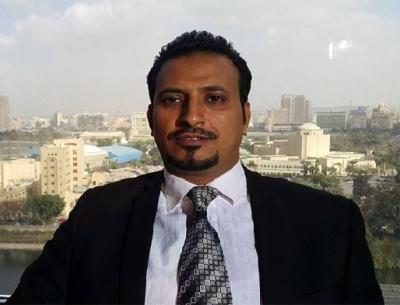 السياسي الصالحي: طهران تسيطر على الحوثي.. ولا بديل عن الحوار 