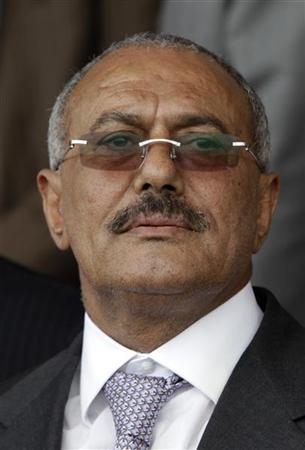 خيبة أمل قد تصيب مؤيديه بعد انباء انه سيصل الى اليمن الجمعة.. دبلوماسي غربي: الرئيس صالح لن يعود الى اليمن قريبا