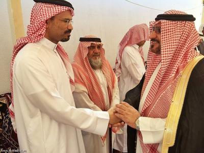 كشف عن الطريقة التي احتجز بها لـ3 سنوات كاملة .. نائب القنصل السعودي المختطف يروي تفاصيل اختطافه لدى "القاعدة" في اليمن