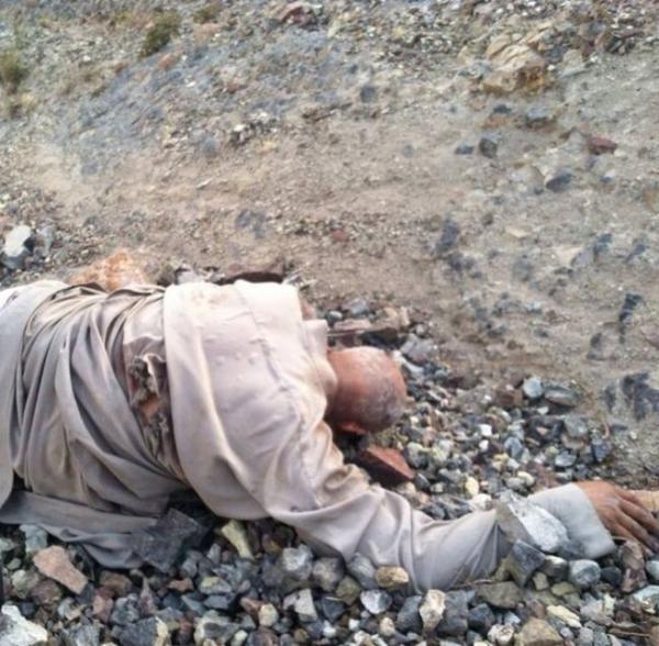 إب: العثور على جثة ساحر سبعيني مقتول بعد ثلاثة أيام من اختطافه، من منطقة حبيش (صورة)