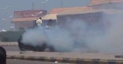نيويورك تايمز: القتال في عدن سيفجر حرباً أهلية واسعة وسيعرض الأمم المتحدة للخطر
