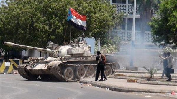 الحوثييون يصلون إلى منطقة كريتر وسط مدينة عدن، واشتباكات ضارية بالمدينة