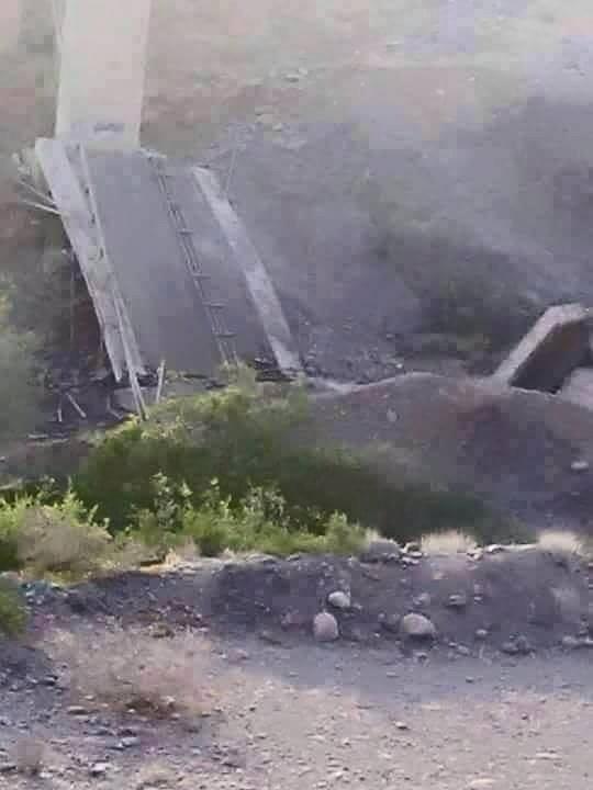 بالصورة: عاصفة الحزم تدمر جسر عقان أكبر جسر يربط شمال اليمن بجنوبها