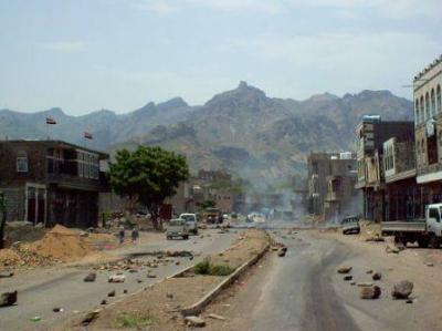 قصف بري وجوي سعودي على صعدة وحجة