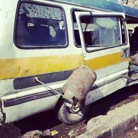 شاهد بالصورة: بسبب الأزمة .. كيف علق الدبة.. والسبب!!