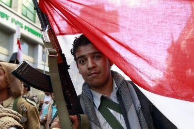  12 مليون يمني يحتاجون المساعدة .. والحرب لا تزال مستمرة