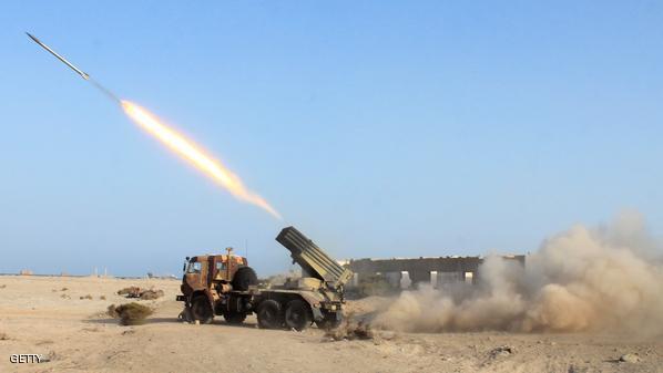شاهد بالصورة: تضارب انباء المواقع والقنوات الفضائية حول السيطرة على مطار عدن