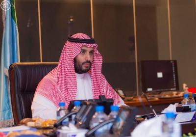 وزير الدفاع السعودي بغرفة العمليات يشرف بنفسه على تنفيذ ضربات التحالف ضد الحوثيين