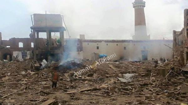 طيران التحالف يقصف محيط حوش مسجد الهادي بصعدة(صورة + فيديو)