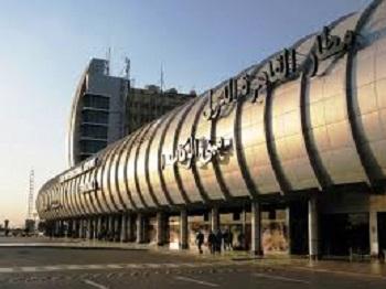 خلل فني يعرقل إنطلاق أول رحلة لليمنيين العالقين في القاهرة