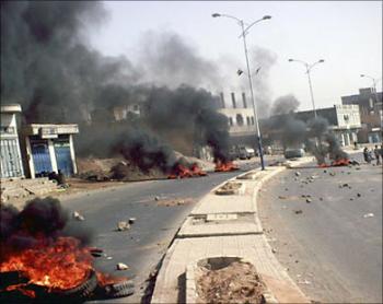 لمتابعين الأحداث في اليمن عدة نماذج: نموذج النضال السلمي، ونموذج للحرب الأهلية، ونموذج للحرب الطائفية
