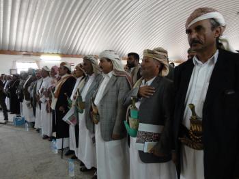 الشيخ صادق الأحمر يتعهد بأن علي صالح لن يعود للحكم وقال إنه يحلم بالخروج مع أولاده في نزهة داخلية دون حراسات..