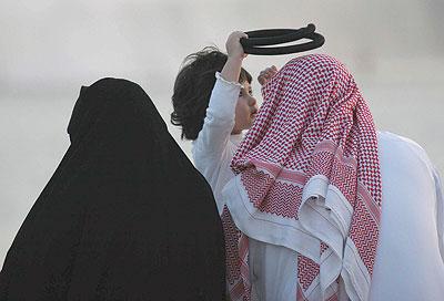80% من الاسر السعوديه تعيش في صمت عاطفي
