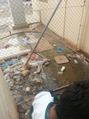 بالصور: فضاعة منفذ الوديعة على الجانب السعودي بالصور: فضاعة منفذ الوديعة على الجانب السعودي