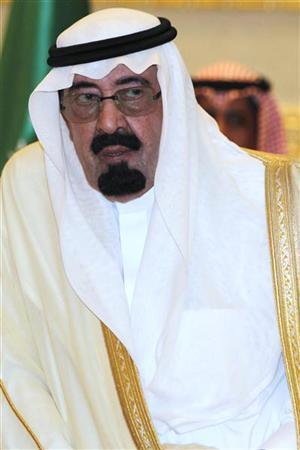 السعودية تندد بالعنف في سوريا وتسحب سفيرها من هناك