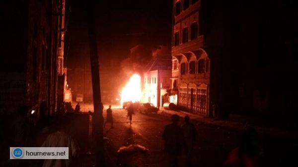 عاجل: اولى صور انفجار السيارة المفخخة التي انفجرت بجوار جامع الروض بنقم