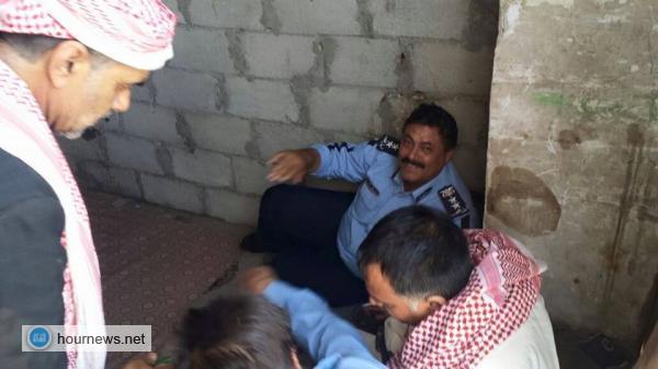 شاهد بالصورة: الطريقة التي عملها مدير مرور ذمار لتفادي قصف طيران التحالف