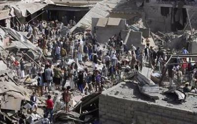 الجارديان تنقل عن مواطن يمني: الحياة في اليمن مرعبة ويتحدث عن سبب هروب السكان من اليمن