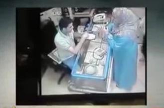 بالفيديو.. عصابة نسائية تسرق ذهبا بـ20 مليون جنيه عن طريق المغافلة