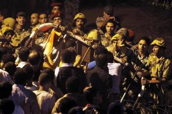 مصر تقرر سحب سفيرها في اسرائيل لحين تقديم قادتها اعتذارا على مقتل ثلاثة من حرس حدودها