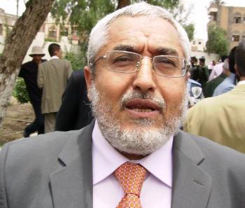 توقع سقوط النظام في غضون أيام: قحطان: الحكمة أخذت وقتها وحان وقت حسم المعركة، وطالب اولاد الرئيس بتسليم انفسهم لشباب الثورة