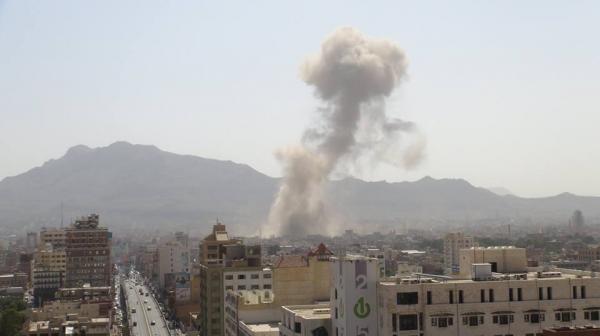 طيار سعودي يخطئ إصابة اجتماع لقادة الحوثيين بصنعاء (تفاصيل)