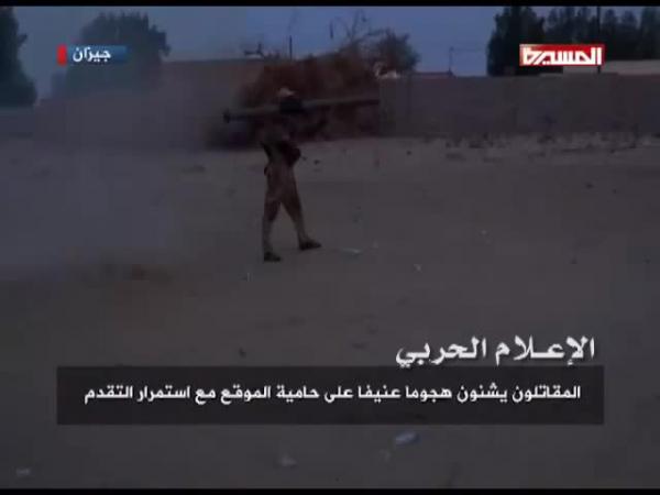 مصور: اقتحام معسكر الحثيرة السعودي في جازان من قبل الجيش واللجان الحوثية والسيطرة عليه