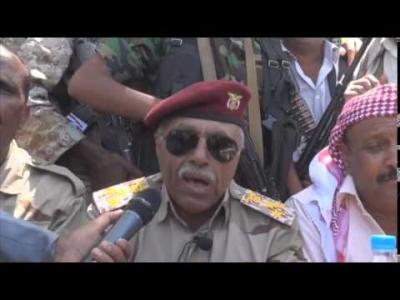 اصابة قائد معسكر الصدرين العميد محمد عبيد الصيادي جراء انقلاب مدرعة عسكرية بالضالع