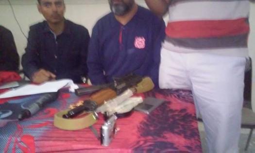 حمود المخلافي يعرض سلاحه الشخصي للبيع .. والسبب!!